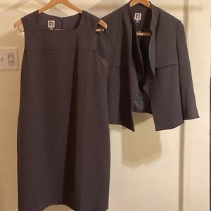 Ladies Anne Klein suit jacket in purple / eggplant. Size 10. Like new